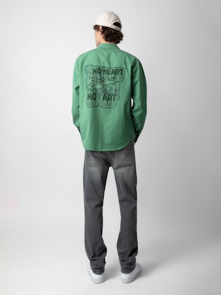 Chemise Stan - Chemise en twill de coton verte, poche plaquée et customisations au dos créées par Humberto Cruz.