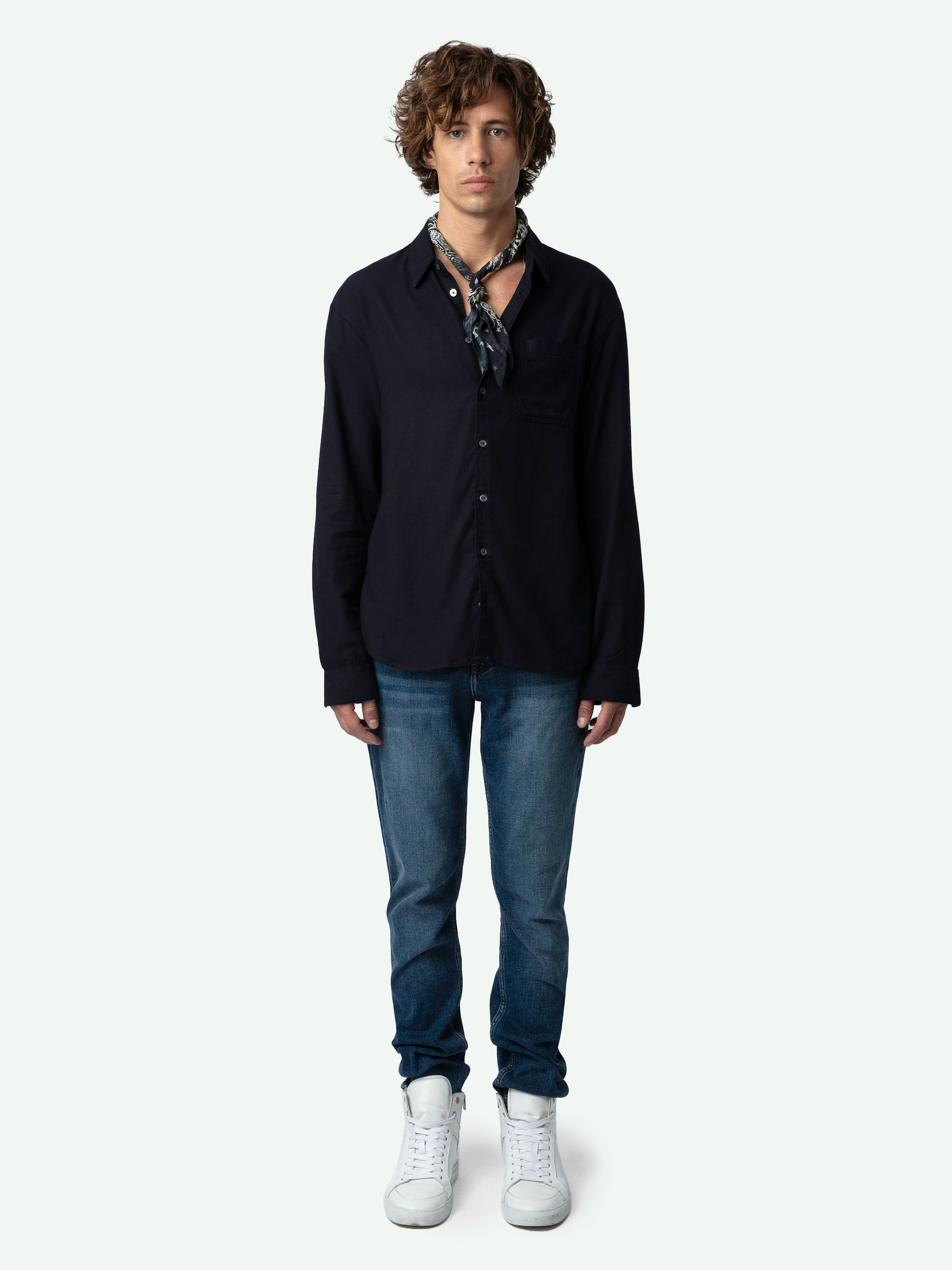 Tyrona Shirt - Long-sleeved navy blue loose shirt with pocket.