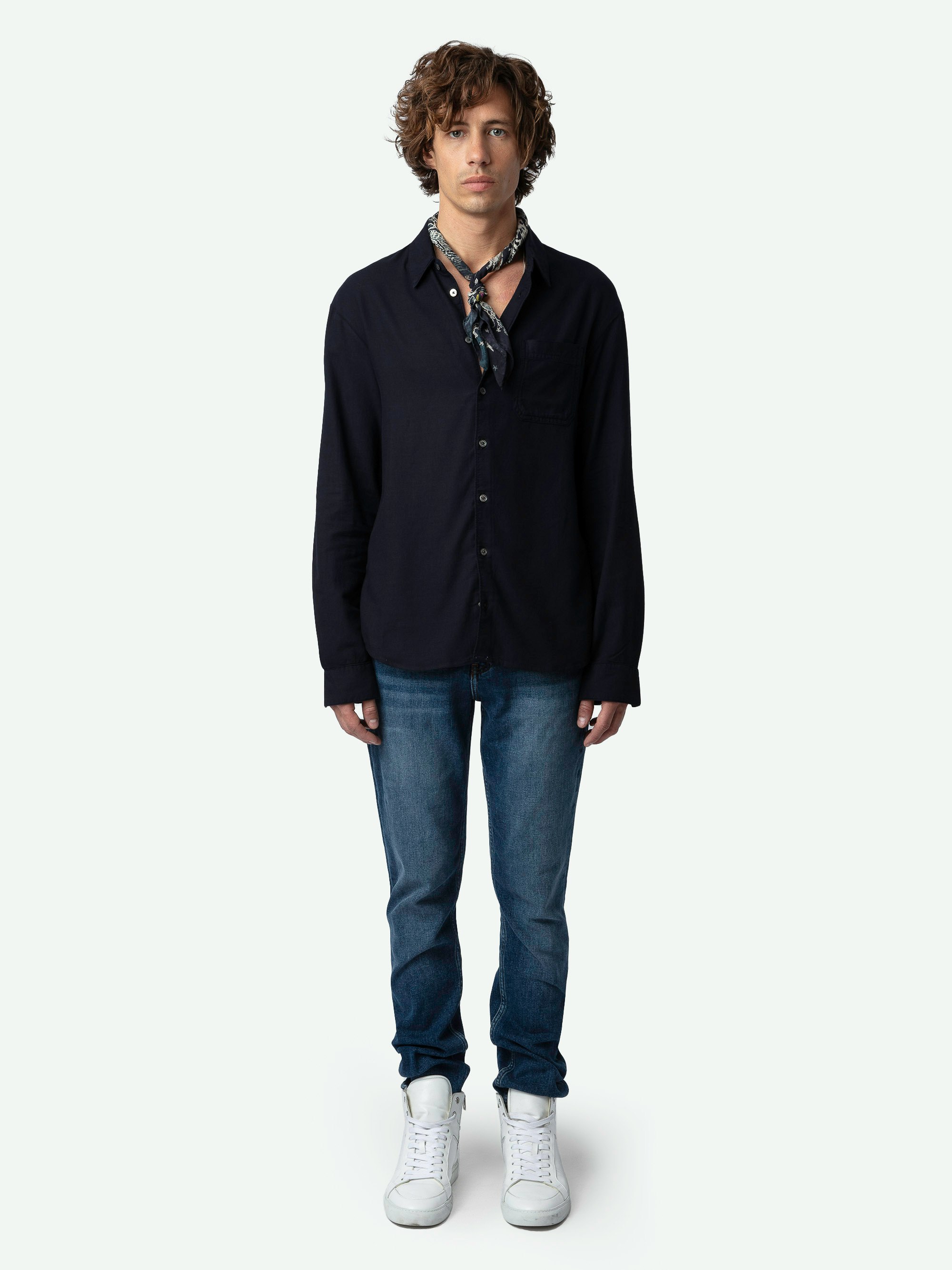 Tyrona Shirt - Long-sleeved navy blue loose shirt with pocket.