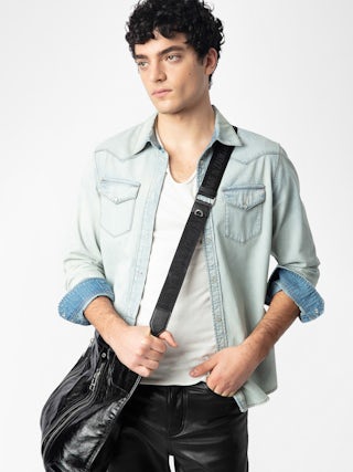 Camicia Saby In Denim - Camicia aderente in denim stile western con ricamo ad ali, maniche lunghe e chiusura con bottoni.