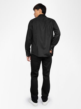 Saby Shirt - Denim shirt with flannel finish, flap pockets with wing embroidery, western-inspired details, studs, long sleeves and button fastening.