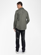 Chemise Saby - Chemise légère coupetée poches rabats, avec broderie ailes, détail esprit western, manches longues et fermeture boutonnée.