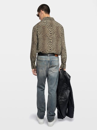 Tyric Shirt - Viscose shirt with leopard print, long sleeves and button fastening.