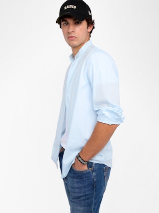 Shirt Sid - Fitted cotton voile shirt with wings embroidery, mandarin collar, long sleeves and button closure.