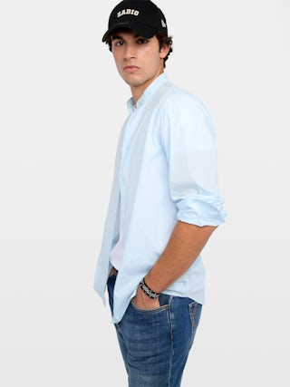 Chemise Sid - Chemise col officier en voile de coton fittée avec broderie ailes, manches longues et fermeture boutonnée.