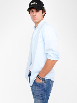 Chemise Sid - Chemise col officier en voile de coton fittée avec broderie ailes, manches longues et fermeture boutonnée.