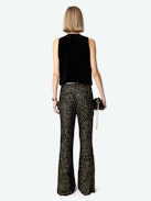 Blazer Emaux Samt - Ärmellose, schwarze Blazerweste aus Samt mit strassverziertem Knopfverschluss und Tasche.