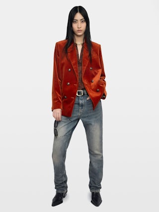 Blazer Vaska Velours - Blazer droit structuré en velours avec fermeture croisée boutonnée.