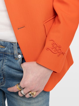 Vanille Blazer - Structured blazer with single-breasted button fastening.