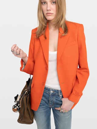 Vanille Blazer - Structured blazer with single-breasted button fastening.