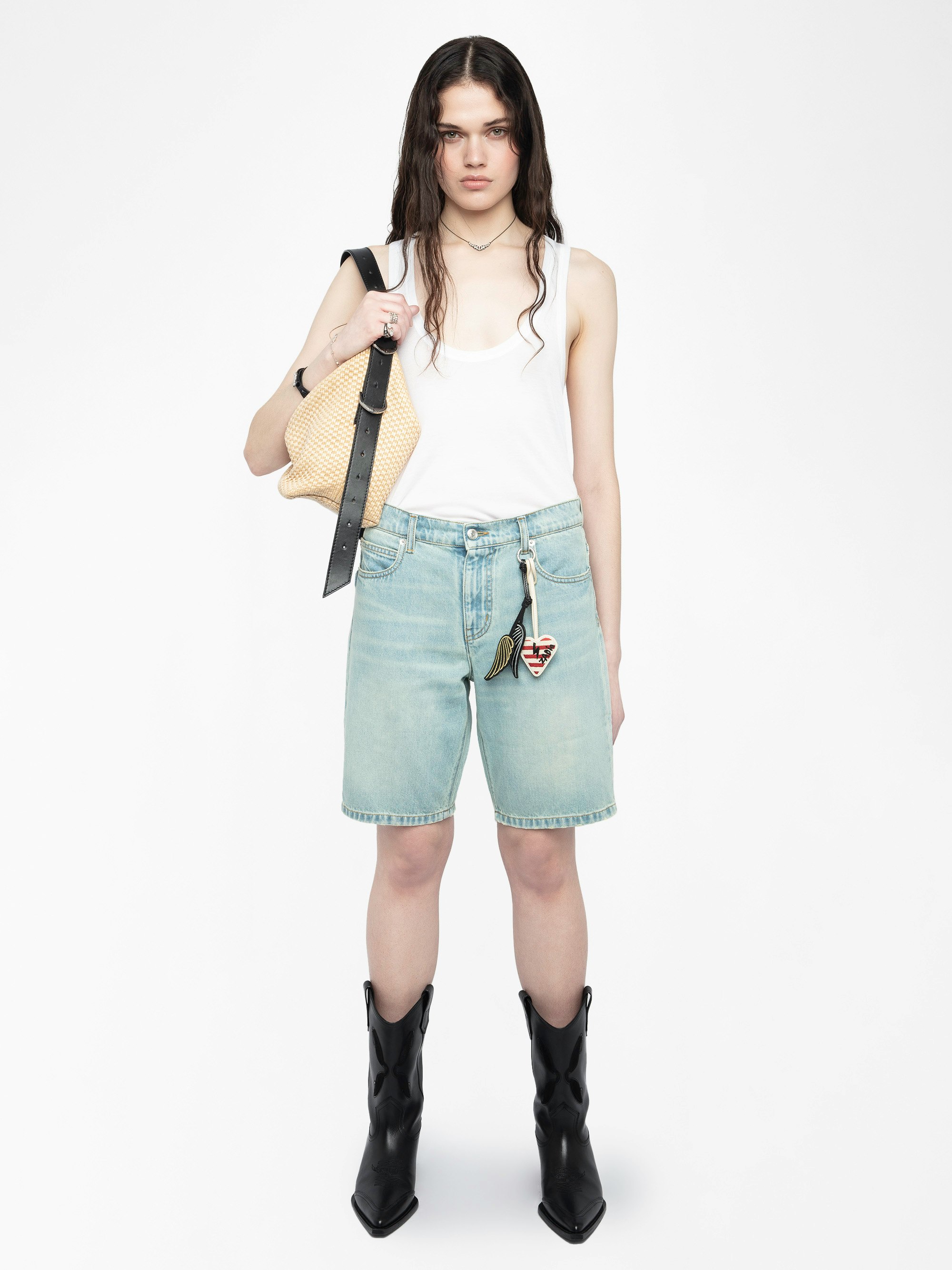 Short Sady Denim - Bermuda in denim con tasche multiple.