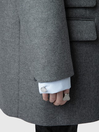 Coat Violet - Structured short coat with pockets and embroidered wings patch at the back.