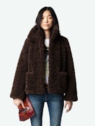 Fred Coat - Short faux fur coat with collar and pockets.