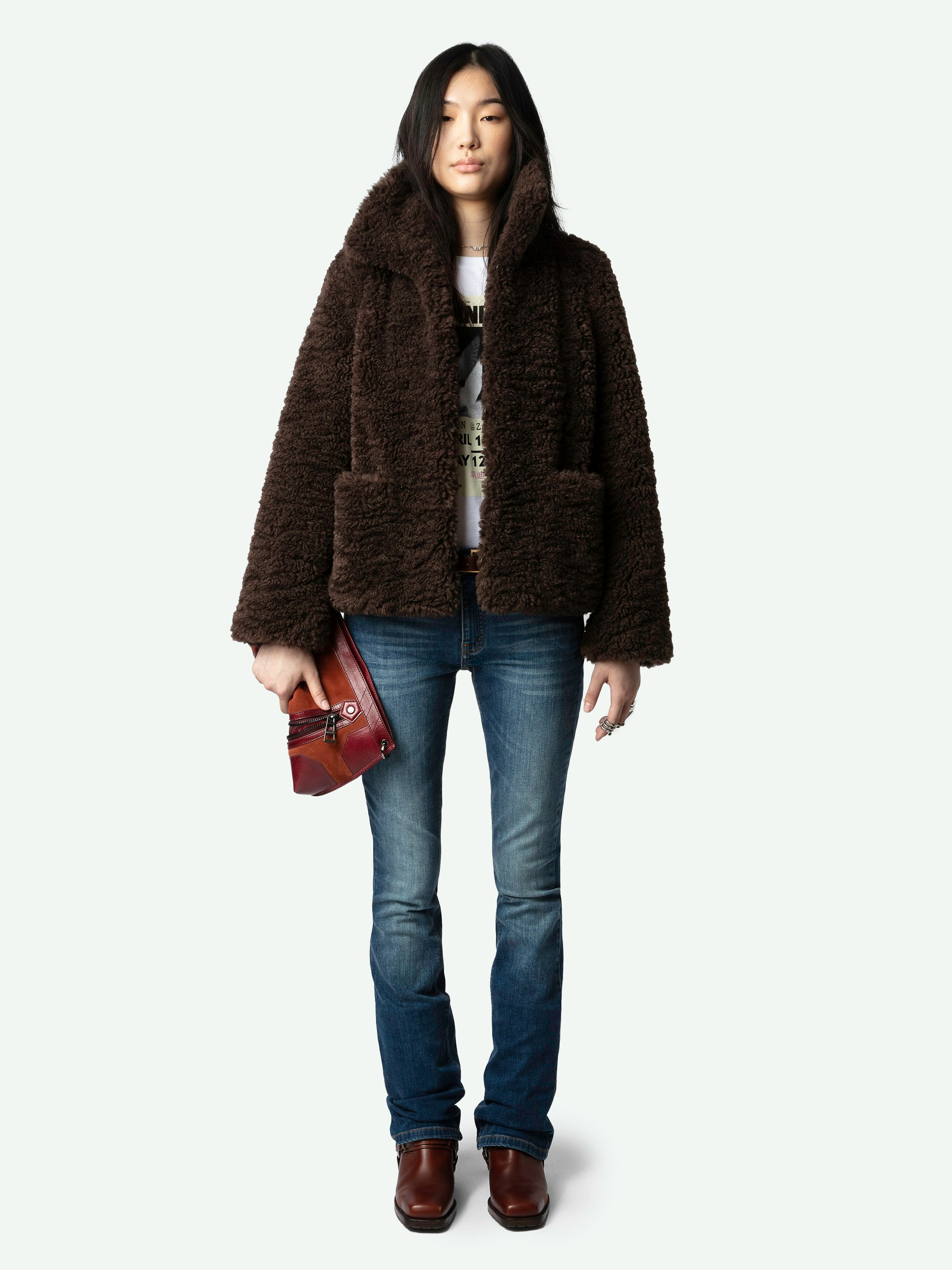 Fred Coat - Short faux fur coat with collar and pockets.