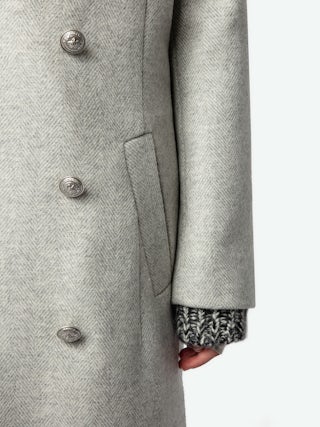 Manteau Mulan - Manteau long avec fermeture boutonnée, ceinture et poches.