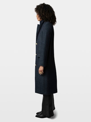 Mio Coat - Long coat with button closure and pockets.