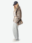 Faune Coat - Short faux fur coat with button fastening.