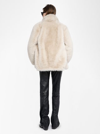 Fleur Faux Fur Coat - Mid-length coat in faux fur, applied pockets at the front, long sleeves and buttoned closure.