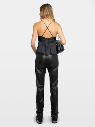 Caraco Cayonne Satin - Caraco esprit lingerie en satin japonais avec détails plissés et bretelles croisées ajustables.