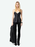 Caraco Cayonne Satin - Caraco esprit lingerie en satin japonais avec détails plissés et bretelles croisées ajustables.