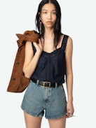 Caraco Celite - Caraco esprit lingerie en coton tomboy avec fermeture boutonnée et bretelles avec dentelle.