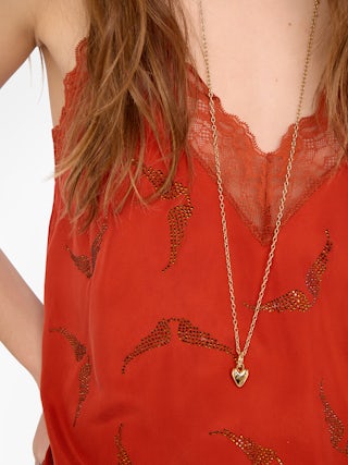 Caraco Christy 100% Soie - Caraco en soie avec strass wings, bretelles ajustables et dentelle française.