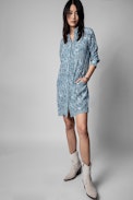 Robe Rougi Soie - Robe chemise en soie bleue imprimé python Femme