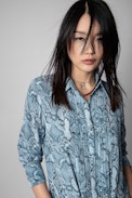 Robe Rougi Soie - Robe chemise en soie bleue imprimé python Femme