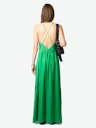 Vestido De Satén De Rayón - Vestido largo plisado estilo lencería en satén, con abertura y tirantes cruzados ajustables.