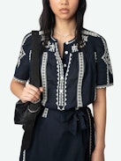 Rigy Dress - Mid-length belted cotton dress, short sleeves, neckline closure with jewel buttons and embroidery.