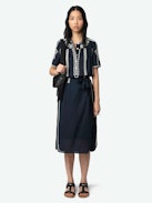 Rigy Dress - Mid-length belted cotton dress, short sleeves, neckline closure with jewel buttons and embroidery.