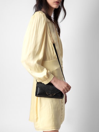 Robe Rhodri Satin - Robe courte en satin jaune clair boutonnée à manches 3/4.