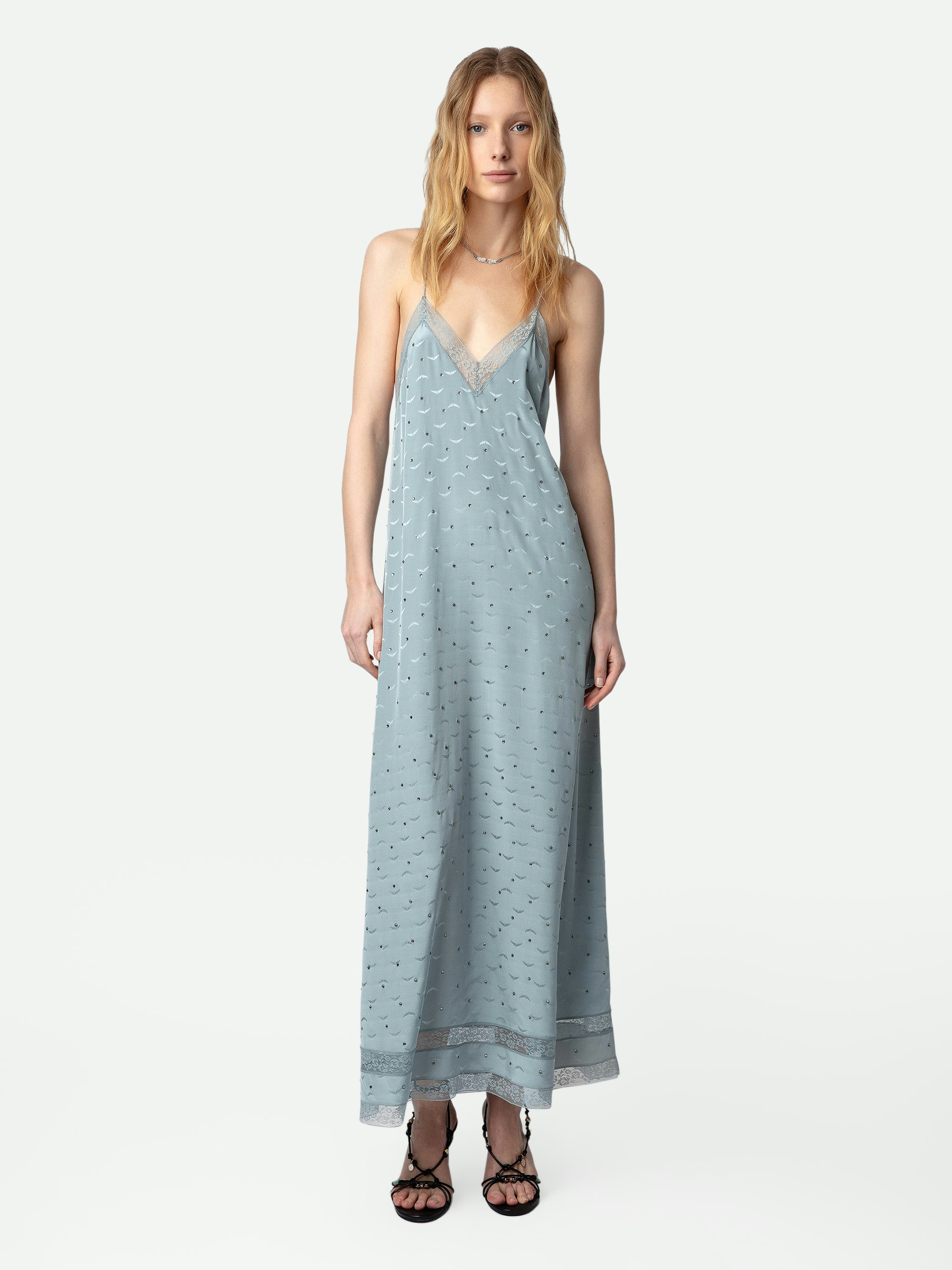 Kleid Reman Seide Jacquard - Langes Seidenkleid im Lingerie-Stil in Himmelblau mit Jacquard-Flügeln, Strass und Spitze zum Binden am Rücken.