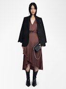 Abito Randall - Abito midi in satin con maniche corte raglan e gonna con pannello asimmetrico volant.