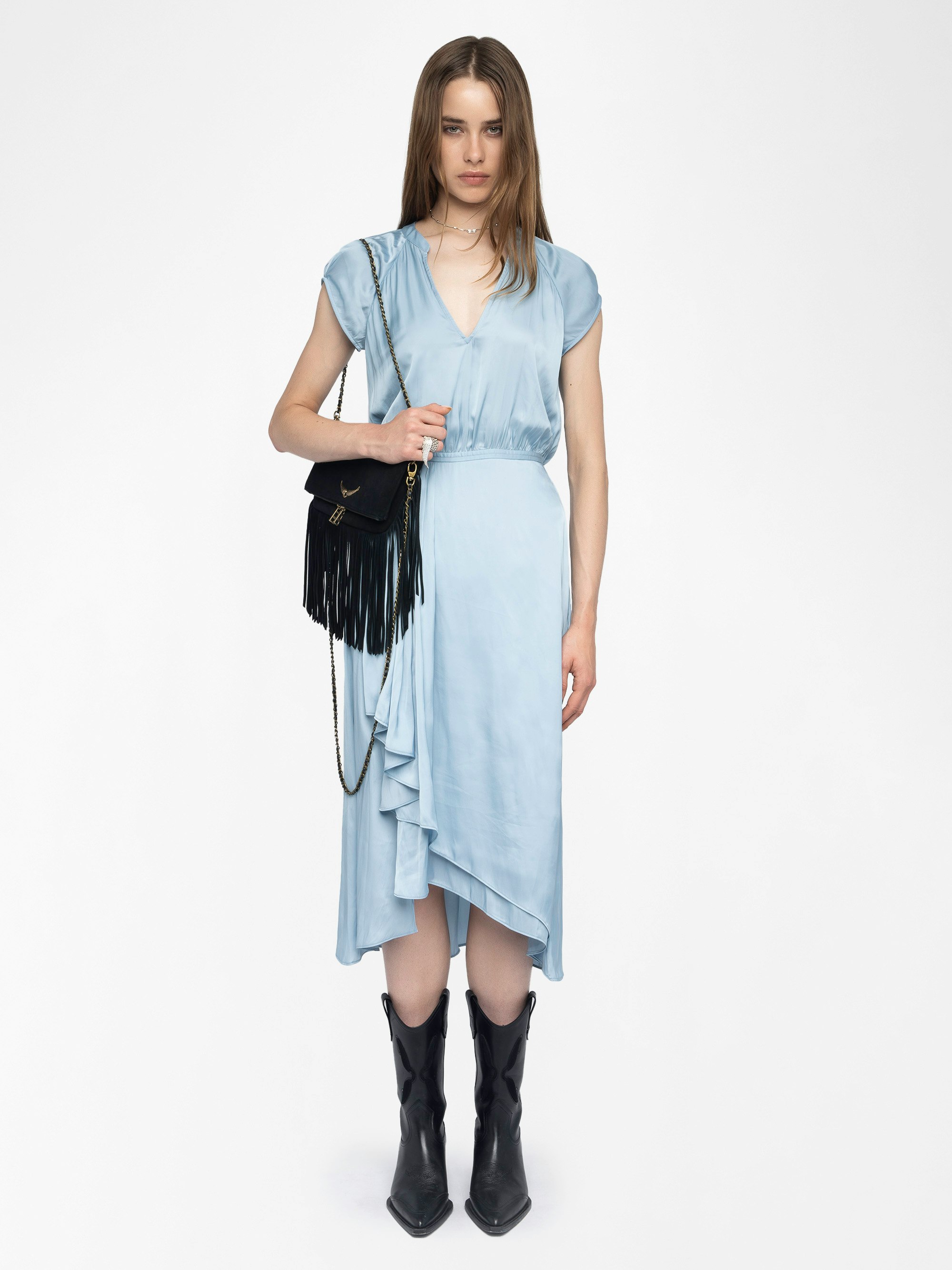 Abito Randall - Abito midi in raso con maniche corte raglan e gonna asimmetrica a balze.