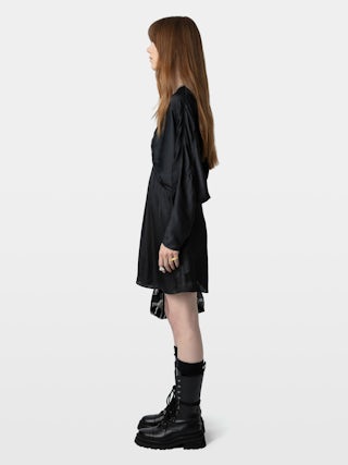 Dress Rooth Satin - Short satin dress with V-neck and adjustable draped effect, long batwing sleeves.