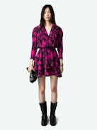 Robe Rogers Soie - Robe courte en soie noire, manches 7/8 et jupe asymétrique drapée.