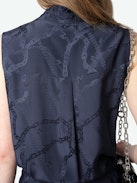 Raosi Dress 100% Silk - Mid-length belted dress in jacquard silk, sleeveless with buttoned neckline.