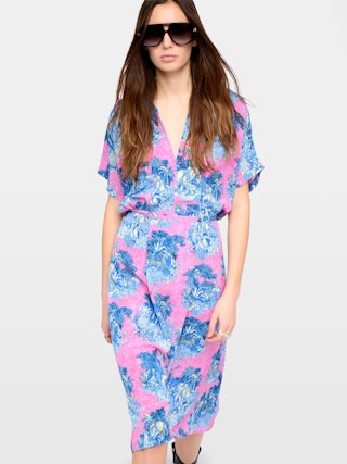 Robe Riaz - Robe mi-longue en viscose imprimée, manches courtes et taille élastique.