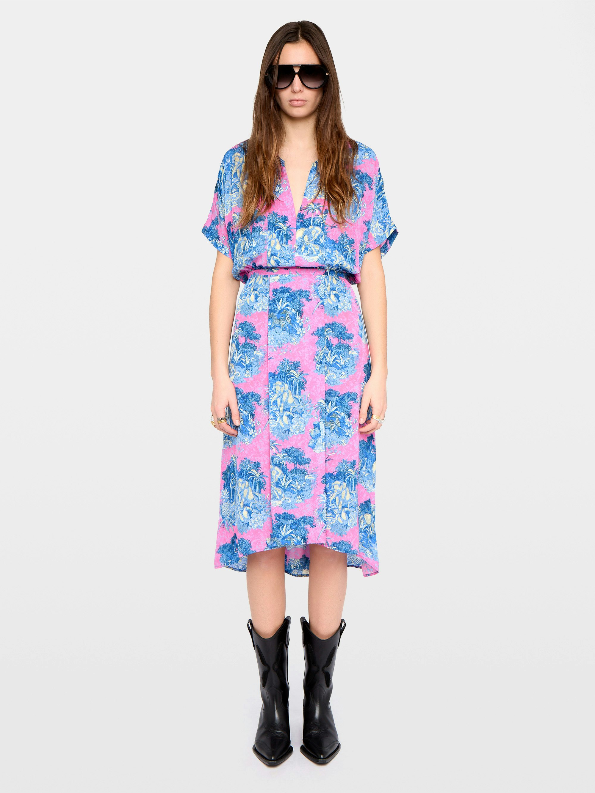 Abito Riaz - Abito di media lunghezza in viscosa stampata, maniche corte e vita elasticizzata.