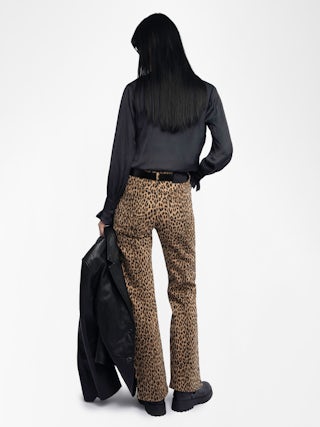 Jean Evy - Wide-fit multi-pocket trousers in leopard print denim.