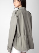 Chaqueta Kemi - Parka militar corta de estilo oversize en color caqui con bolsillos y bordado de estilo universitario.