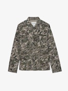 Parka Krisa - Parka militar corta de lona de algodón caqui, con estampado de corazones de camuflaje y bolsillos.