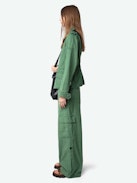 Parka Klimi - Parka in stile militare in cotone lavato, borchie, tasche multiple e firma ad ala sul retro.