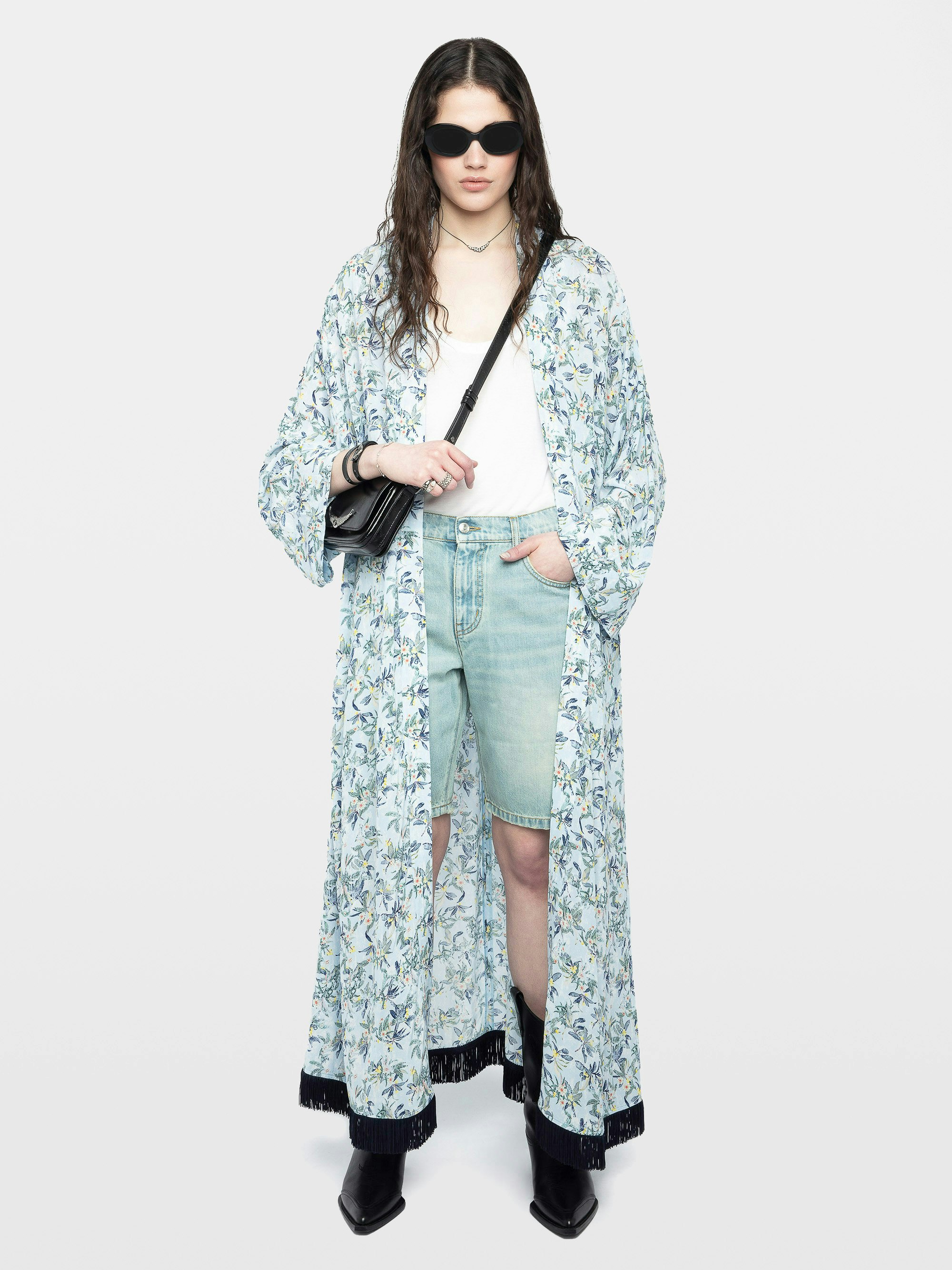 Long Viscose Floral Blue Kimono - Long printed viscose kimono with short sleeves and fringe finish.