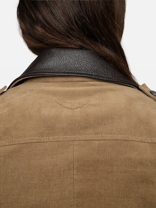 Veram Jacket - Military-inspired jacket in corduroy, button closure, leather collar, removable flap and multiple pockets.