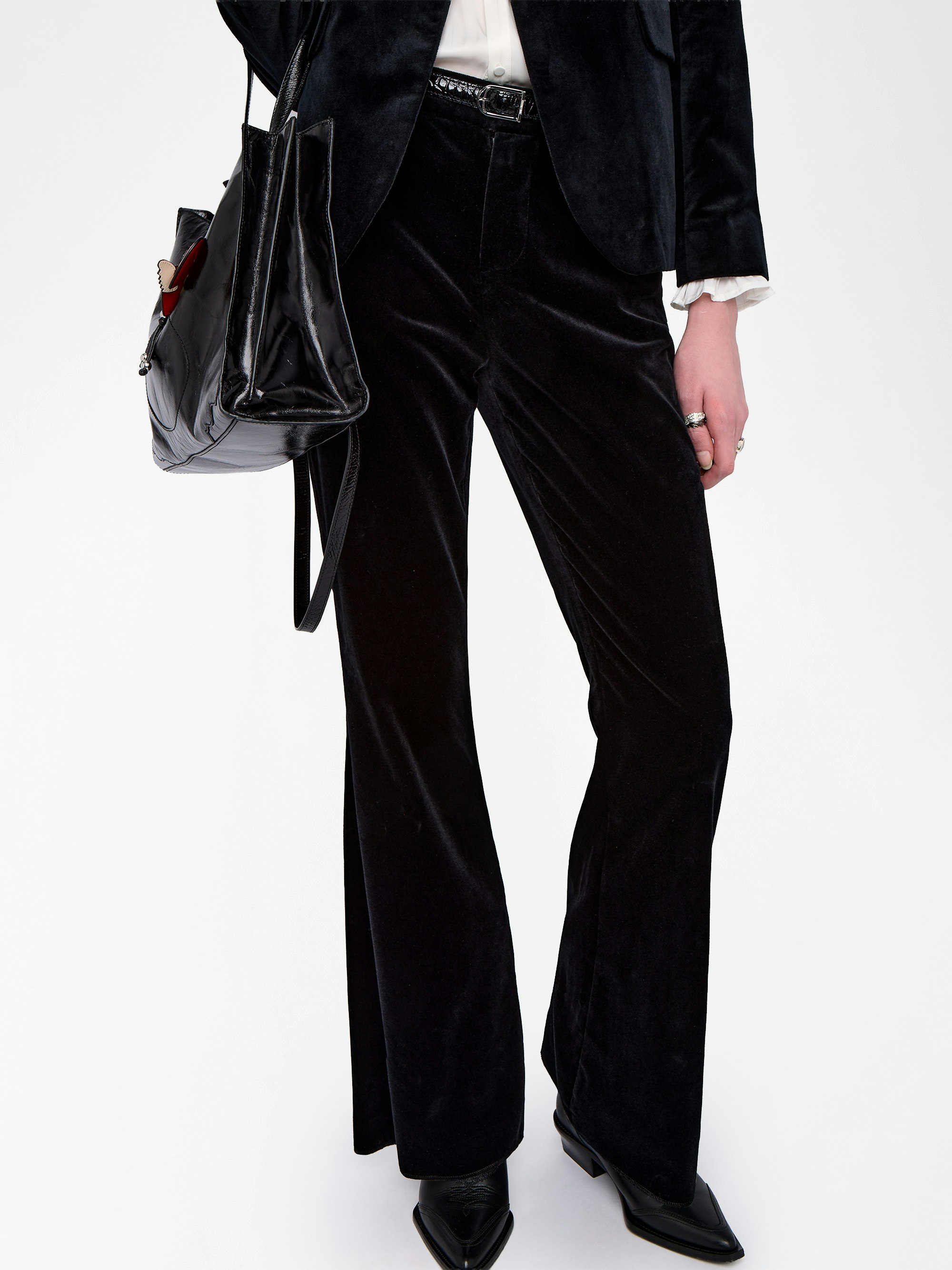 Prevy Velvet Pants - Tailored trousers in smooth velvet, low-waisted, flared and multi-pocket.