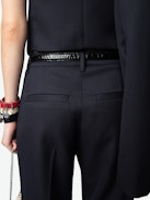 Pantalone Pistol 100% Lana Vergine - Pantalone sartoriale svasato in lana grain de poudre con tasche.