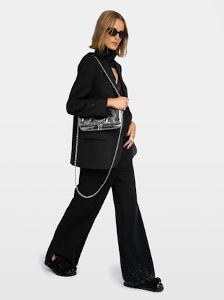 Hose Papel - Hose aus unifarbener Viskose mit Strass.