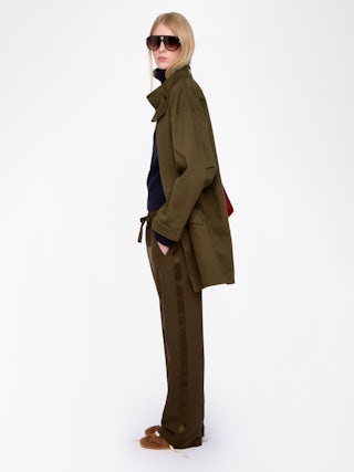 Hose Poma - Gerade Anzughose im Jogging-Stil mit Satinstreifen und elastischem Bund.